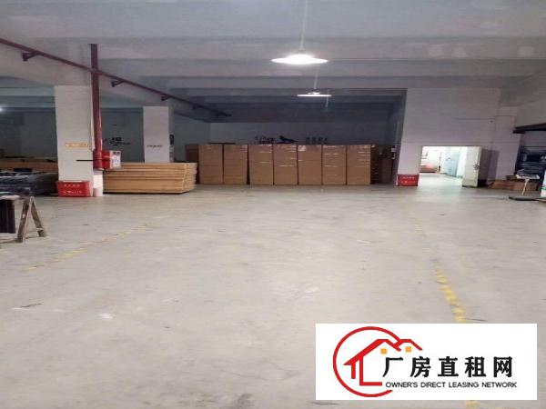  宵边新空出标准厂房，现成办公室，带豪华装修。