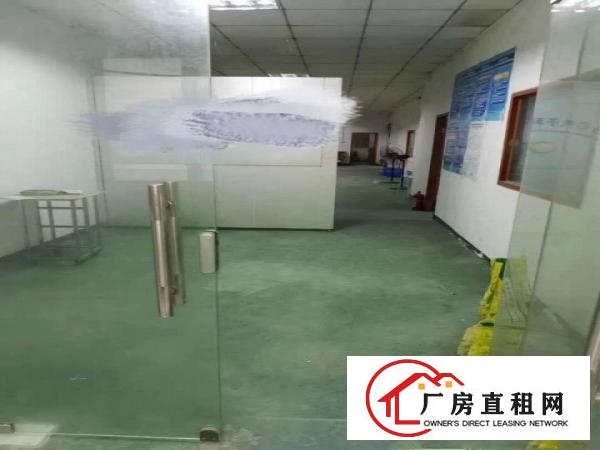  乌沙新出二楼350平方，有办公室装修，地坪漆，搬进即可生产