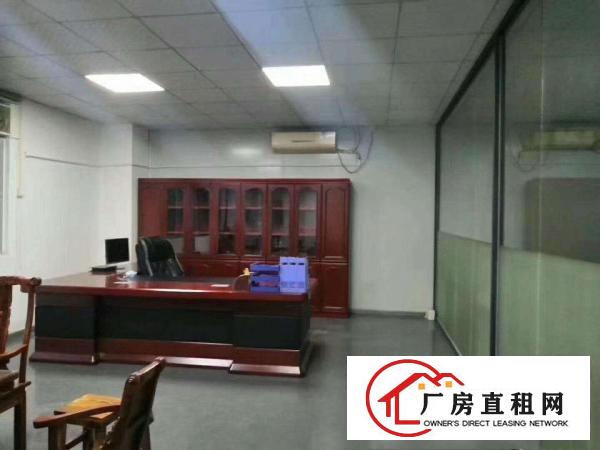  长安镇厦边新出楼上780无尘车间，带有豪华装修，水电齐全。