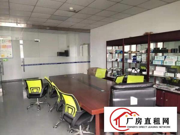  长安沙头沙区，新出楼上1000平带精装修办公室，车间水电齐全