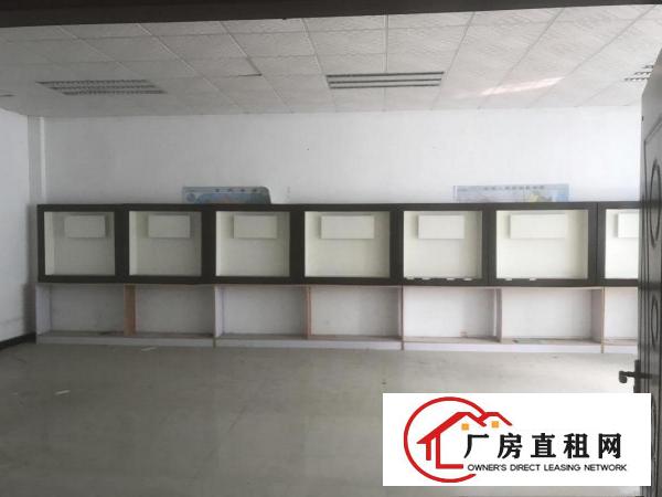  重工业园标准两吨电梯两台空地三千保安两位办公室吊顶厕所洗手间