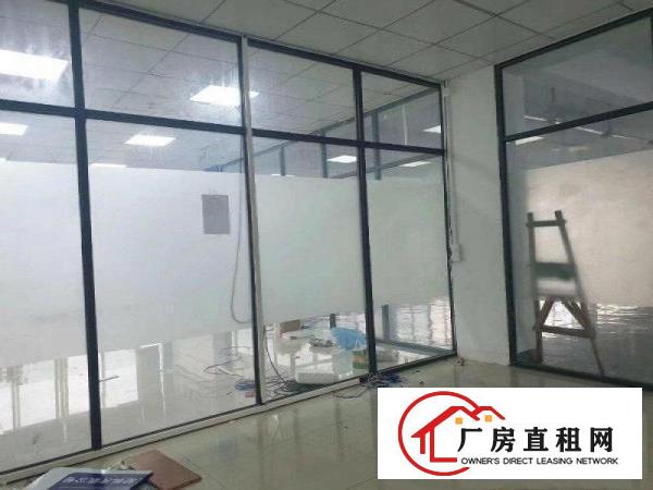  独院标准一楼2000平方，带装修地坪漆，现成办公室，水电齐全