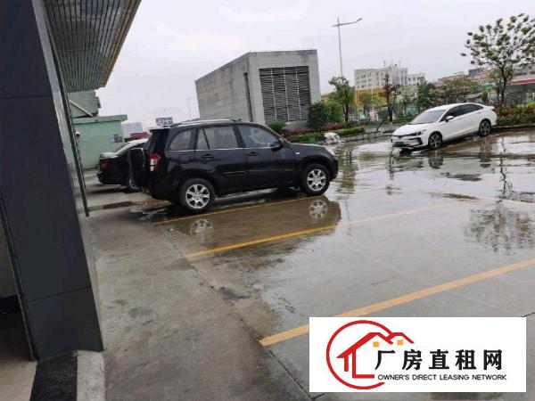  地铁口门面，配套齐全，装修豪华