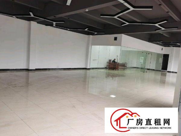  地铁口门面，配套齐全，装修豪华