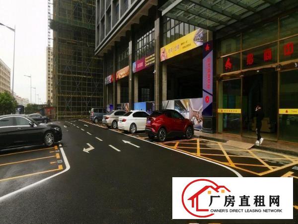  时代商业中心，位置好，交通方便。