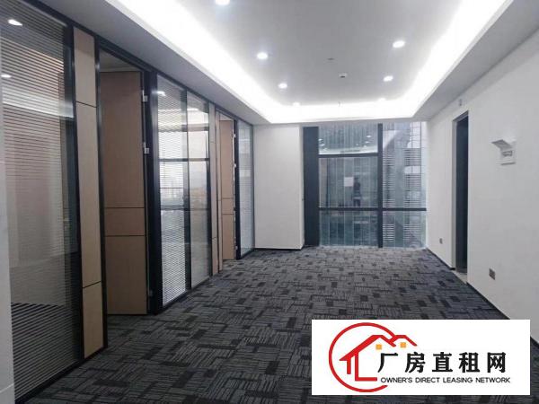  时代商业中心，位置好，交通方便。