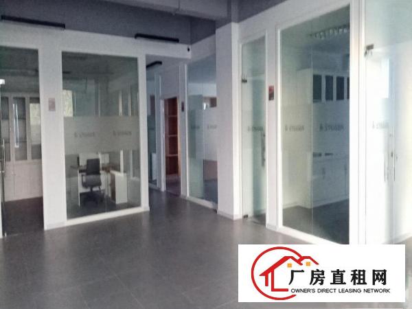  精装修展厅加办公室等您入驻！！！