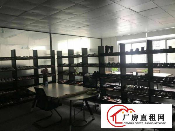  厚街新空出1200平方带精装修厂房出租仓库出租
