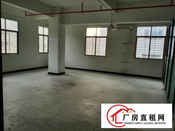  白濠莞太路新出楼上800平方出租园区形象好空地大适合各种行业
