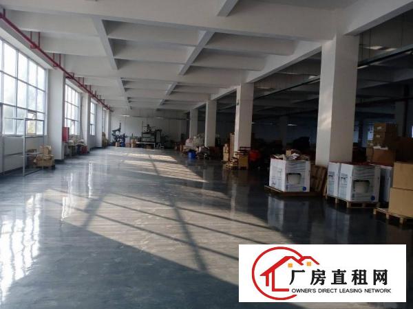  厚街溪头新出楼上2000平水电齐全，有现成办公室带装修
