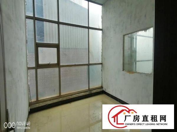  大岭山杨屋楼上现成水电350平可办环评