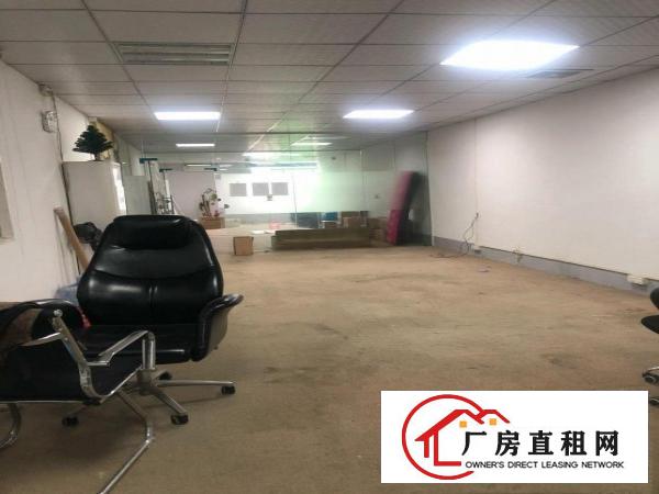  大岭山镇楼上精装修办公室，地平漆车间水电齐全