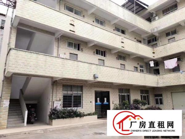 独院钢构厂房5000平方出租，有现成办公室，宿舍！