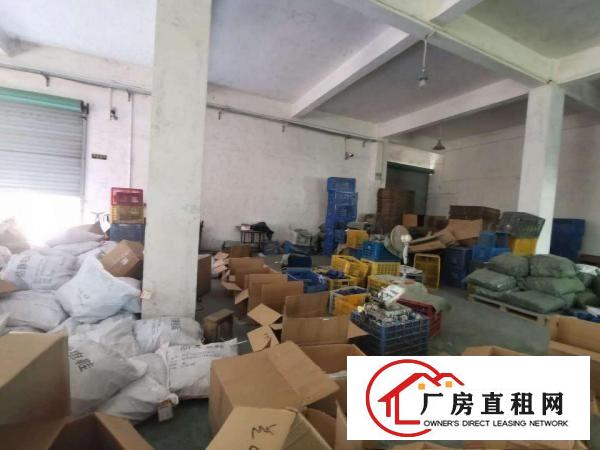  门口空地大，实客转租，小面积仓库，大片美标准厂房300平出租