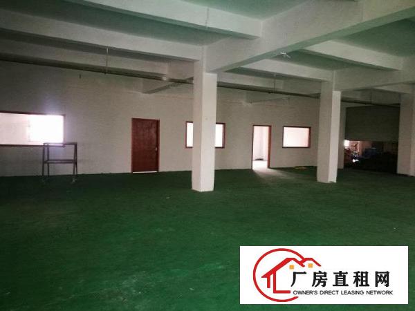  大岭山杨屋楼上560平厂房出租干净靓丽可办环评