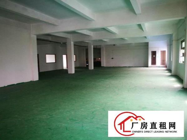  大岭山汽车站附近新出楼上800平方，办公室水电齐全
