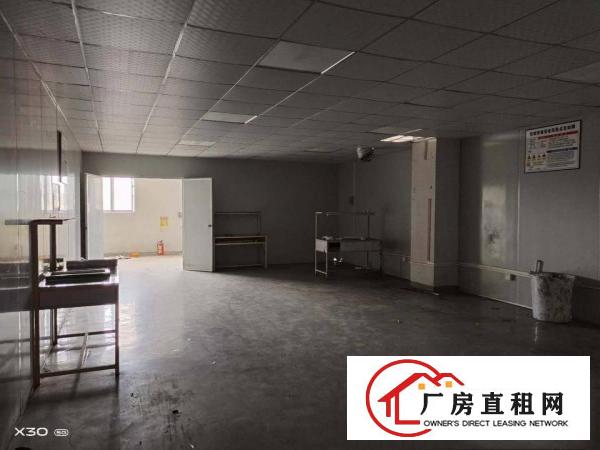  大岭山厚大路工业园楼上1700平厂房招租