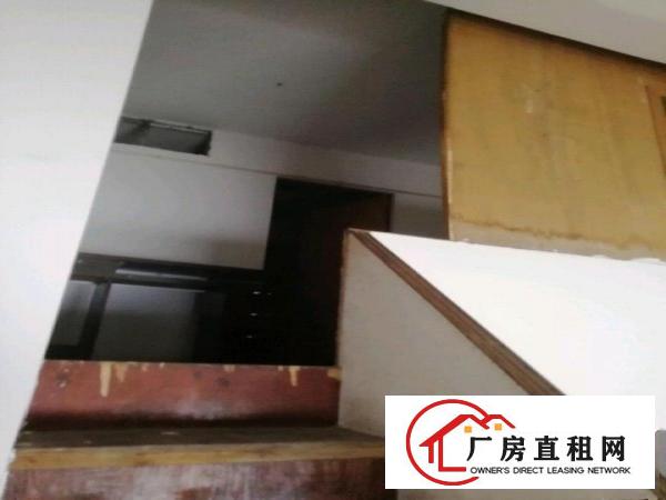  位置好，光线亮，停车方便