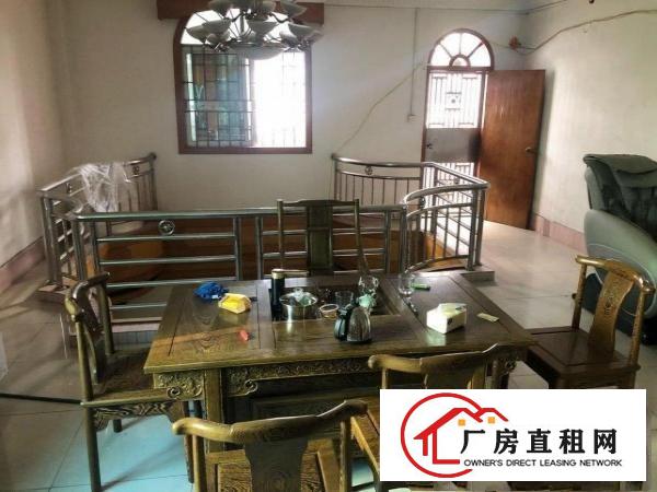  东莞大朗镇中心3层半自建房带院子
