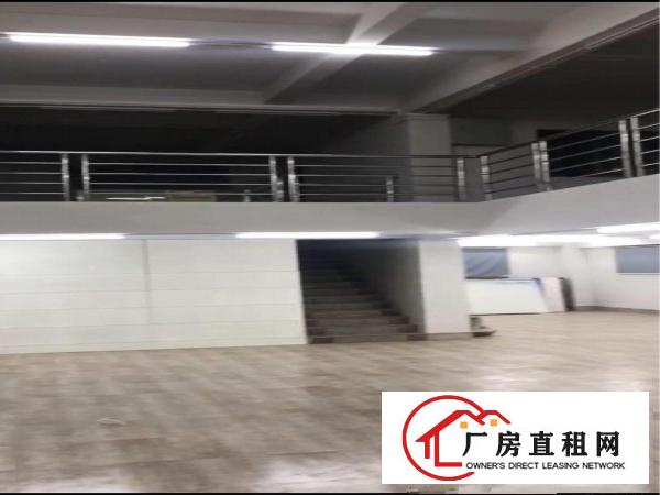  中介勿扰，底层四百平，两层共668平，可做公司，仓库，加工