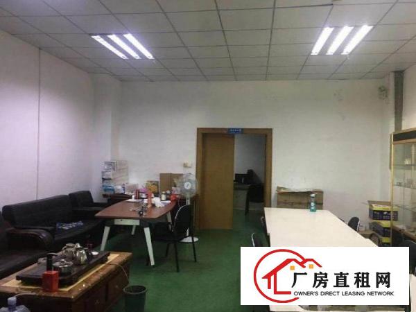  出租大朗镇高英标准一楼1600平方米，水电齐全，豪华办公室