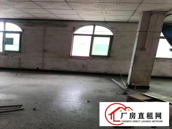  大朗水霖学校大门口旁厂房出租