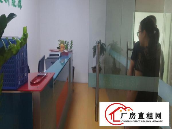  大朗松柏朗新出楼上厂房850平精装修办公室可办环评