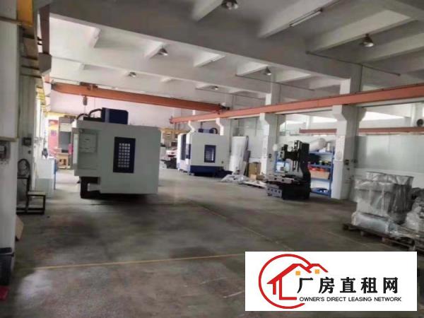  大朗佛新一楼960平方带5吨航车现成办公室水电齐全