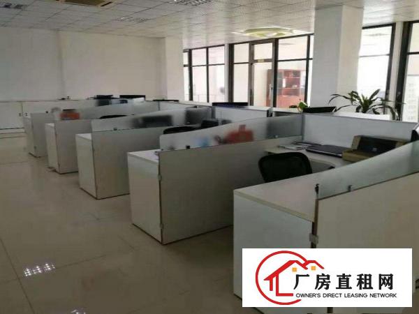  正规一楼7米高厂房2300平方带办公室水电到位可办环评可分租
