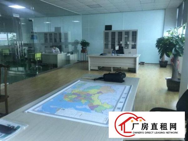  大朗体育馆附近工业园楼上带精装修办公1400平