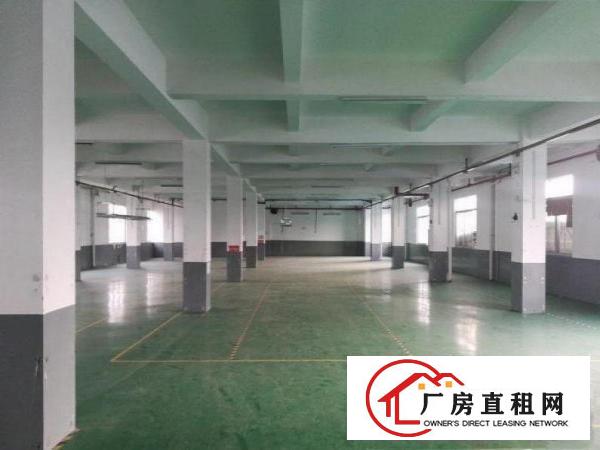  黄江星光工业区楼上680平厂房便宜出租，有地坪漆。