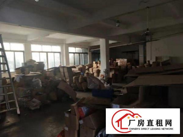  鸡啼岗独门独院一楼空出430平招租水电齐全带办公室