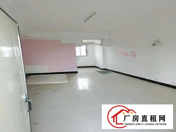  带空中花园式办公厂房