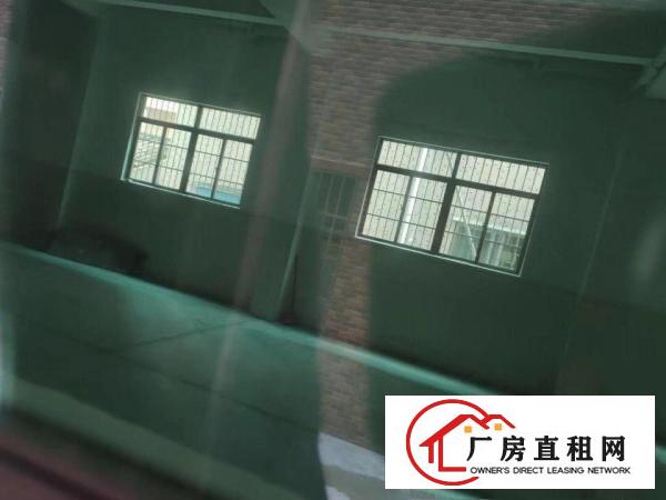 交通便利，三相电齐全，可做加工厂，仓库等