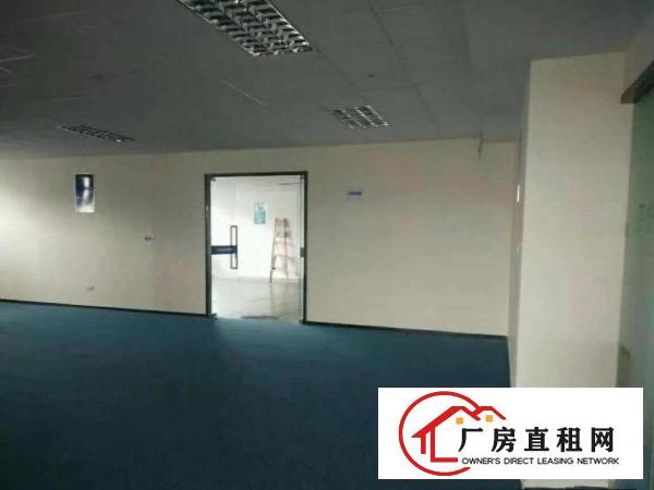  出租黄江镇龙见田即将空出二楼整层600平方，精装修，九成新