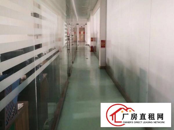  黄江北岸村靠路边内部带地坪漆办公室厂房分租一楼楼上1000平