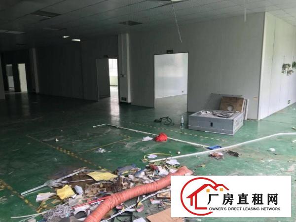  黄江北岸新空出2楼分租850平方，办公室装修，水电齐全