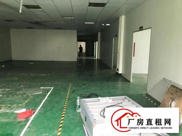  黄江北岸新空出2楼分租850平方，办公室装修，水电齐全