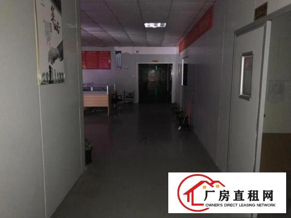  黄江镇北岸村原房东分租一楼无尘车间2300平方，交通方便