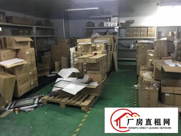  黄江镇北岸村原房东分租一楼无尘车间2300平方，交通方便