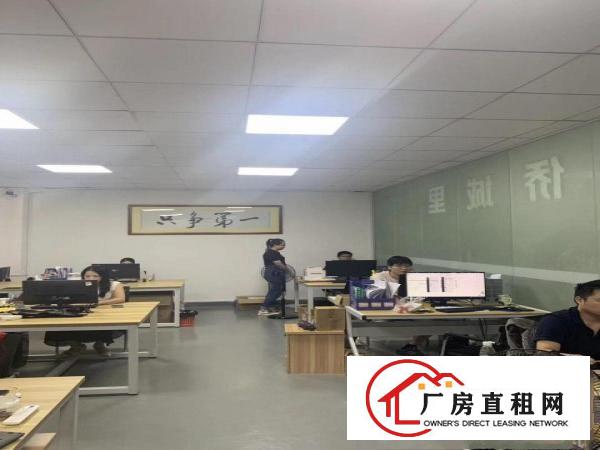  塘厦诸佛岭168工业区厂房出租，带员工宿舍