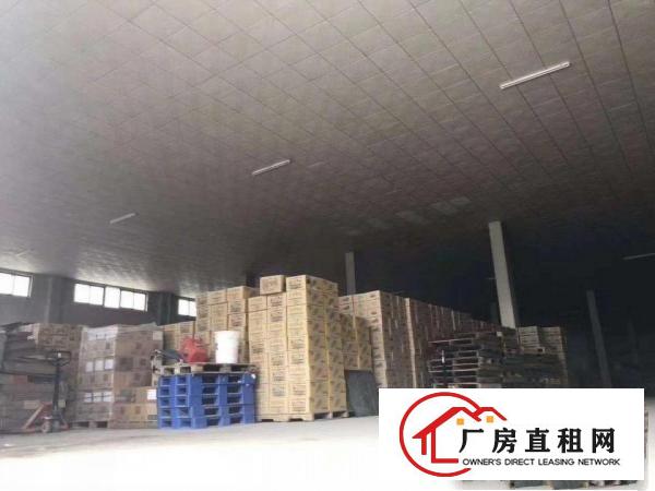  塘厦东深二线附近，带天花吊顶。带卸货平台。空地超大。