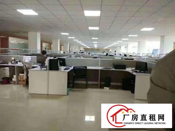  塘厦高速出口边，红本8000平米花园式厂房，有cnc设备租售