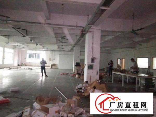  东莞塘厦科苑城新出带装修三楼1050平出租