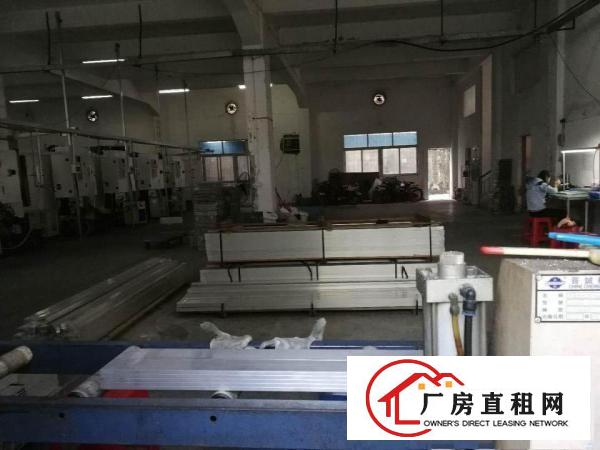  ~塘厦莲湖600平米工业区一楼厂房，带水电，靠东深线~