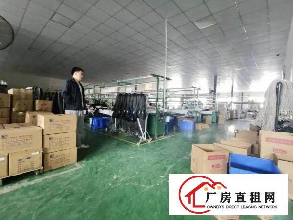  林村主路边新建红本独栋现有4楼2000平方厂房出租，水电齐全