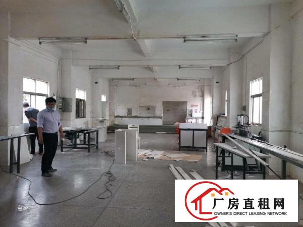 塘厦空出一楼200平厂房，租金便宜，好进大车