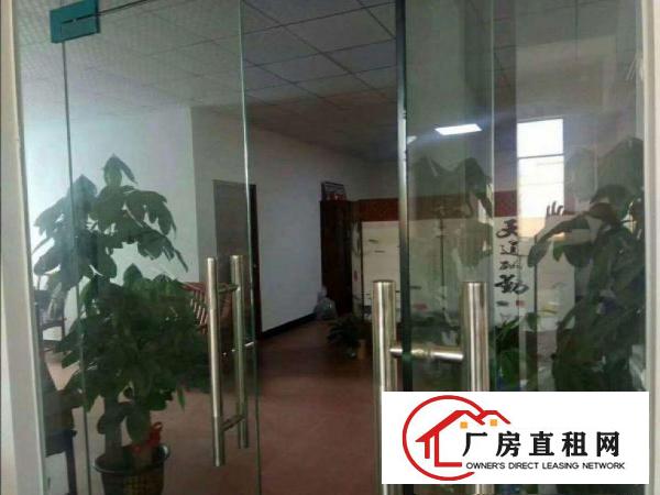  平山工业区空出一楼2200平方，可做仓库