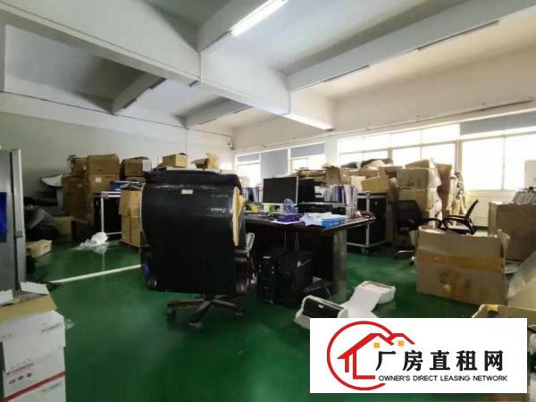  做五金。电子。设备的深圳客户 石马500平方米重工业楼上厂房