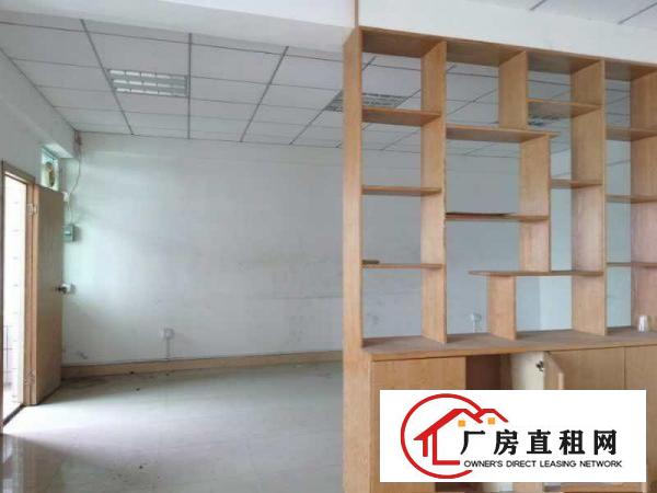  塘厦清湖原房东楼上300平方小面积厂房出租，有地平漆，办公室